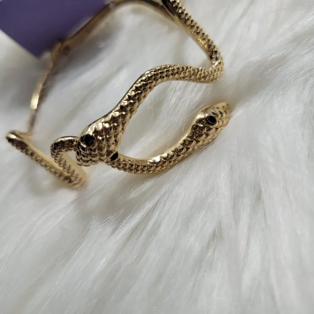Claire's Snake Hinged Bracelet
